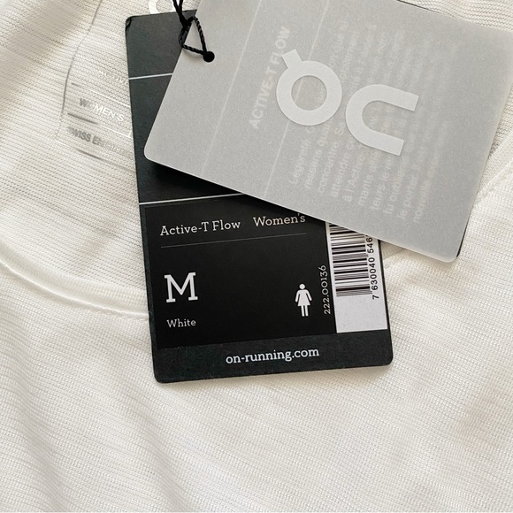 NWT On Cloud Running Active-T Flow Quick-drying Athletic Shirt White size Medium - Picture 7 of 10